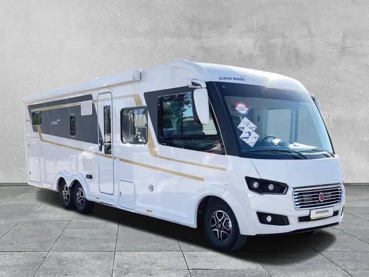 Fahrzeugbild Eura Mobil INTEGRA 890 EB AUTARK-PAKET+HUBSTÃTZANLAGE #7