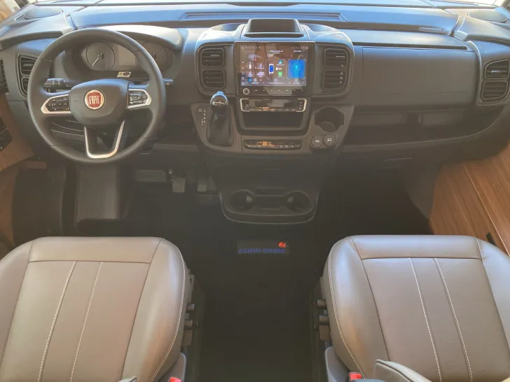 Fahrzeugbild Eura Mobil INTEGRA 890 EB AUTARK-PAKET+HUBSTÃTZANLAGE #10