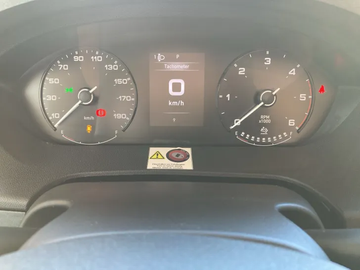 Fahrzeugbild Eura Mobil INTEGRA 890 EB AUTARK-PAKET+HUBSTÃTZANLAGE #12
