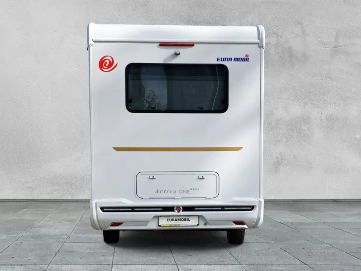 Fahrzeugbild Eura Mobil ACTIVA ONE 570 HS Backofen Combi 6E Glasdach #4