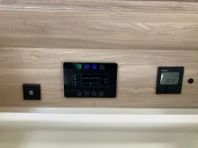 Fahrzeugbild Eura Mobil ACTIVA ONE 570 HS Backofen Combi 6E Glasdach #37