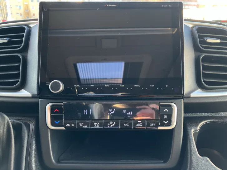 Fahrzeugbild Eura Mobil PROFILA T 720 EF KLIMAAUTOMATIK+180PS+BACKOFEN #13