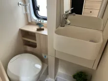 Fahrzeugbild Eura Mobil VAN 635 HB Skyroof + Vorbereitung Solar #25