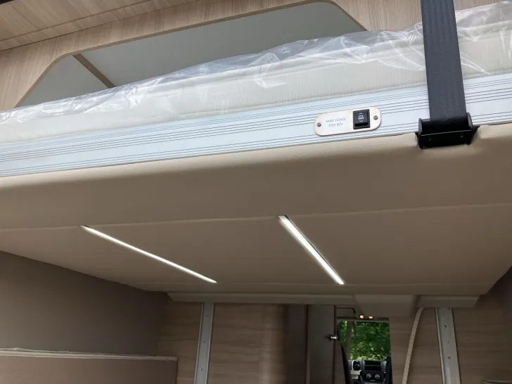 Fahrzeugbild Forster V 636 HB VANTASY Skyroof + Vorbereitung Solar #34