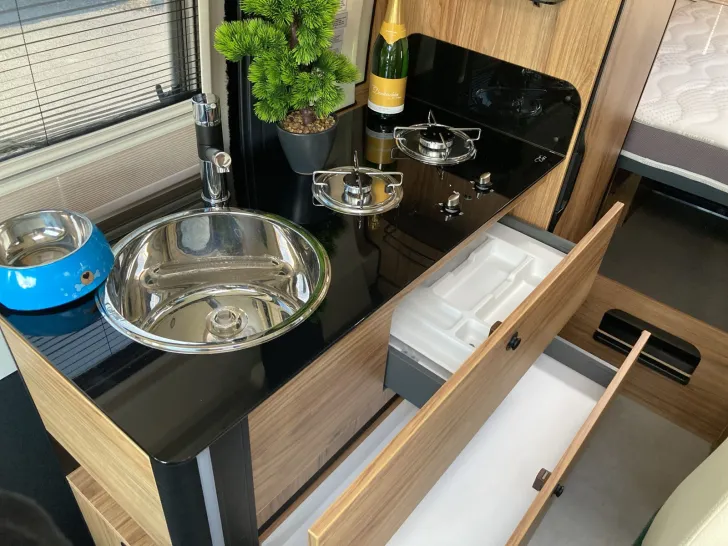 Fahrzeugbild Karmann Mobil DEXTER 580 TEMPOMAT+ALUFELGEN #18