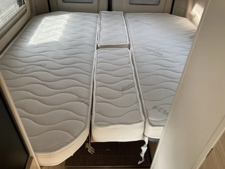 Fahrzeugbild Eura Mobil Van 635 EB SOLARANLAGE+KAMERA+POP UP DACH #25
