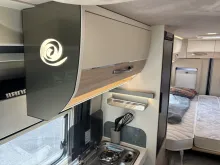 Fahrzeugbild Eura Mobil VAN 635 EB AUTOMATIK+SKYROOF+AUFSTELLDACH #11