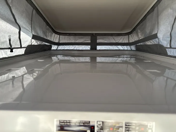 Fahrzeugbild Eura Mobil VAN 635 EB AUTOMATIK+SKYROOF+AUFSTELLDACH #14