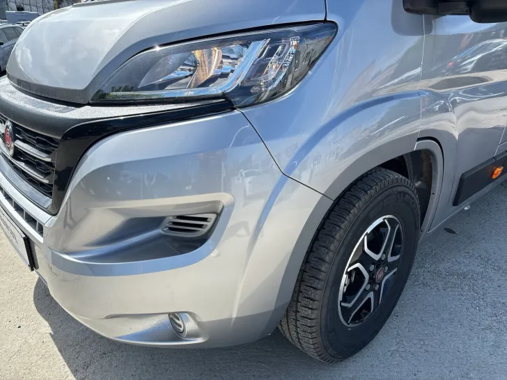 Fahrzeugbild Eura Mobil VAN 635 EB AUTOMATIK+SKYROOF+AUFSTELLDACH #24