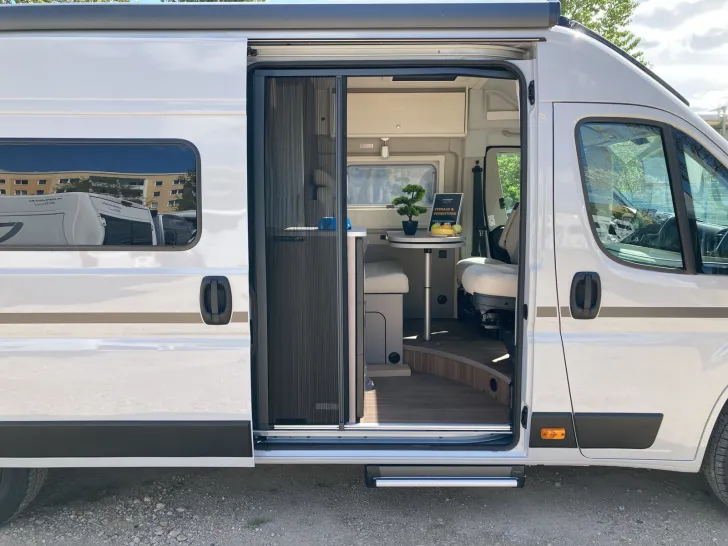 Fahrzeugbild Etrusco CV 640 SB PLUS RÃŒckfahrkamera + Markise #31