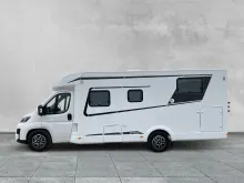 Fahrzeugbild Etrusco T 7400 SB 180 PS+KAMERA+HUBBETT #2