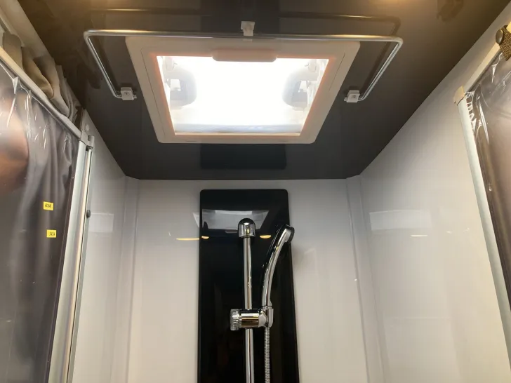 Fahrzeugbild Etrusco T 7400 SB 180 PS+KAMERA+HUBBETT #25