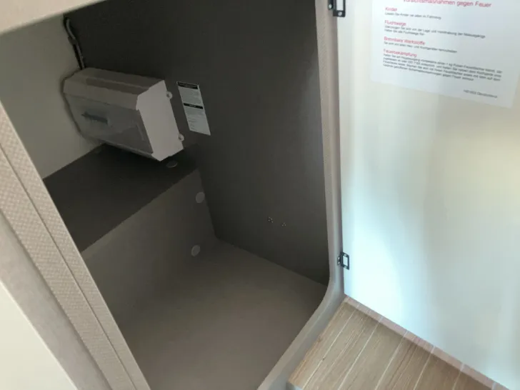 Fahrzeugbild Etrusco V 6.8 SCF Markise + Vorbereitung Solar/Dachklima #39