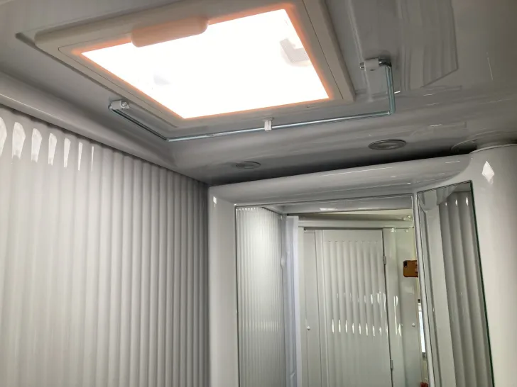 Fahrzeugbild Etrusco V 6.6 SF SOLAR+LITHIUM+AUTOMATIK #24