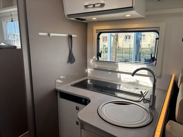 Fahrzeugbild Etrusco T 7.3 SF MARKISE+DAB+COMBI 4+KAMERA #18