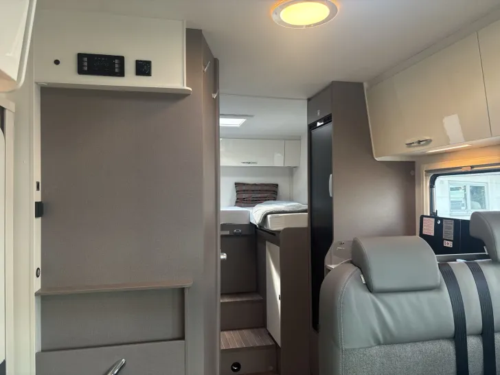 Fahrzeugbild Etrusco T 6.9 SB AUTOMATIK+DAB+KAMERA+RAHMENFENSTER #27