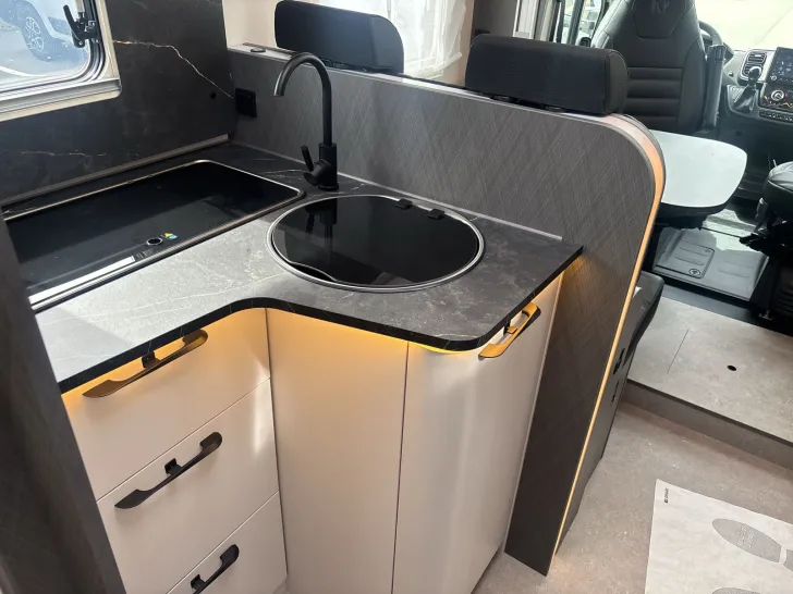 Fahrzeugbild Etrusco T 7400 SB TV+DUOCONTROL+KAMERA+HUBETT #29