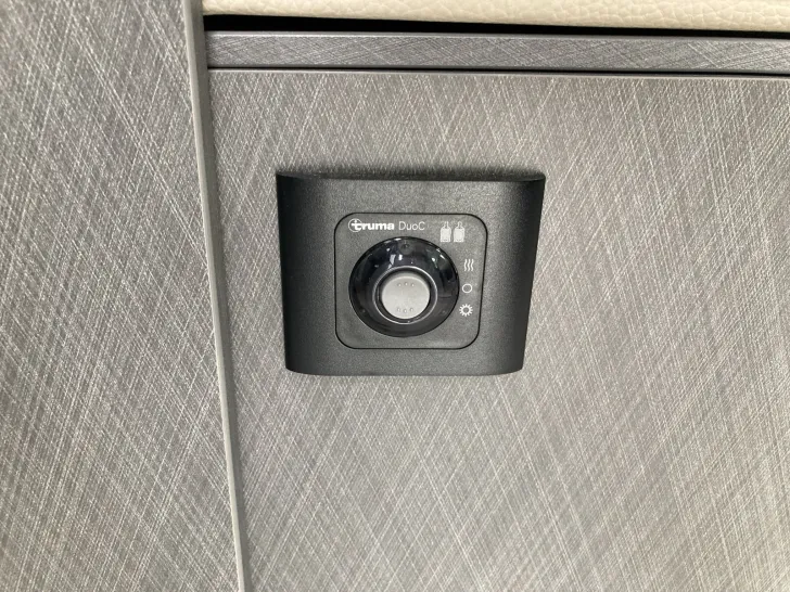 Fahrzeugbild Etrusco T 7400 SB MULTIMEDIA+SOLARANLAGE+ #43