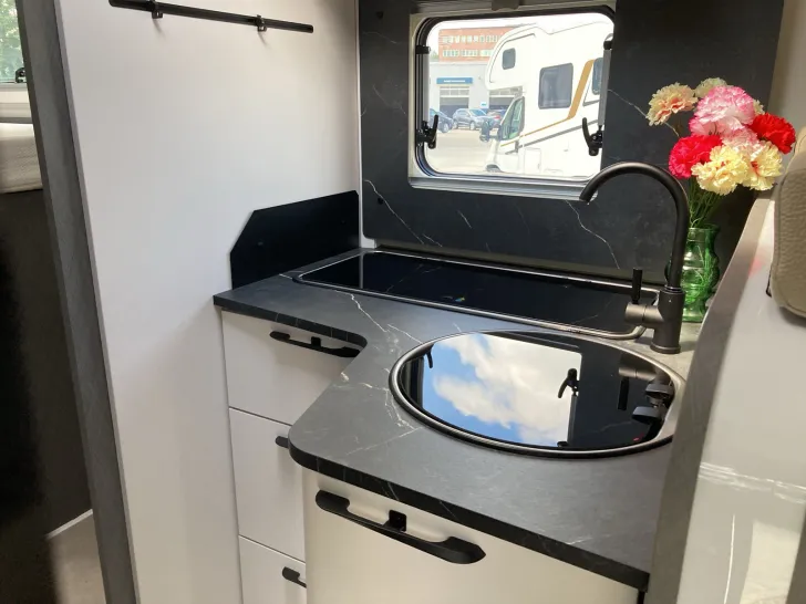 Fahrzeugbild Etrusco T 7400 SB Markise + Vorbereitung Solar/Dachklima #25
