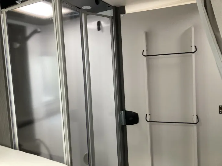 Fahrzeugbild Etrusco T 7400 SB Markise + Vorbereitung Solar/Dachklima #32