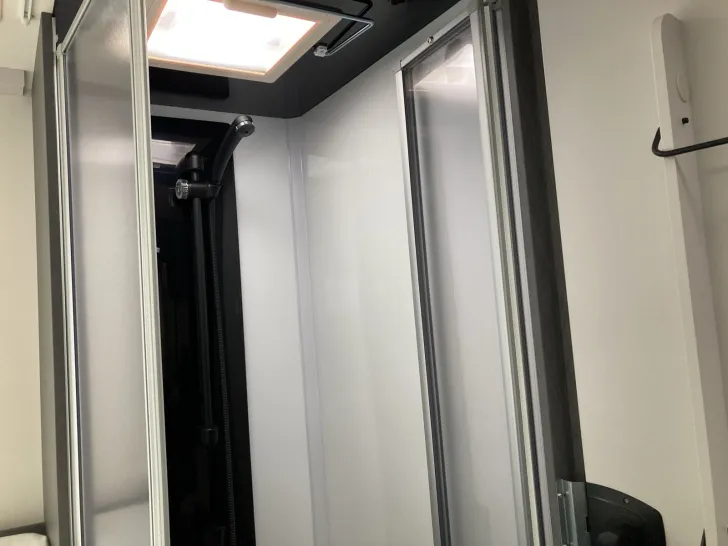 Fahrzeugbild Etrusco T 7400 SB Markise + Vorbereitung Solar/Dachklima #33