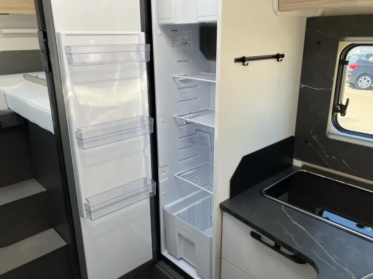 Fahrzeugbild Etrusco T 6900 SB KAMERA+ACC+MARKISE+FAHRRADTRÃGER+TV #28