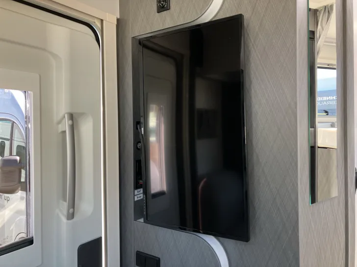 Fahrzeugbild Etrusco T 6900 SB KAMERA+ACC+MARKISE+FAHRRADTRÃGER+TV #37
