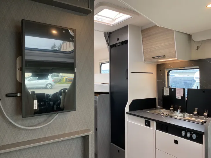 Fahrzeugbild Etrusco T 6.9 SBC SOLAR+SAT+MARKISE+KAMERA+RAHMENFENSTER #21