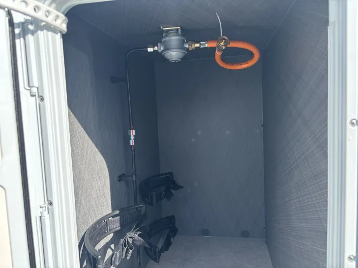 Fahrzeugbild Etrusco A 6.9 SB FAHRRADTRÃGER+AUTM+5 SITZPLÃTZE #34