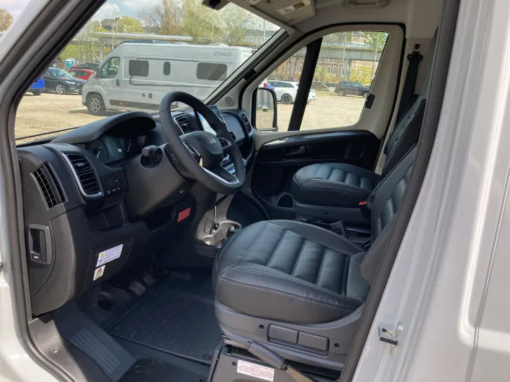 Fahrzeugbild ETRUSCO CV 640 SB Plus MARKISE+KAMERA #9