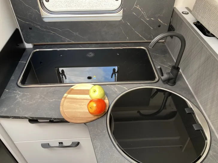Fahrzeugbild Etrusco T 6900 SB SOLAR+MARKISE+FAHRRADTRÃGER+AUTOMATIK #17