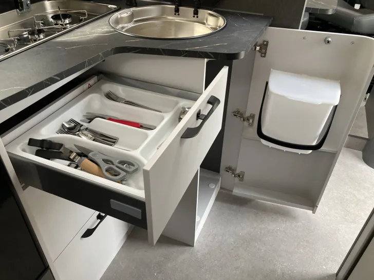 Fahrzeugbild Etrusco I 6900 SB MARKISE+SOLAR+TV+KAMERA+FAHRRADTRÃGER #26