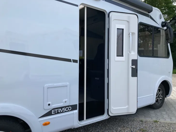 Fahrzeugbild Etrusco I 6900 SB MARKISE+SOLAR+TV+KAMERA+FAHRRADTRÃGER #40