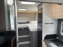 Fahrzeugbild Etrusco T 6900 SB SOLAR+MARKISE+AUTOM+FAHRRADTRÃGER #17