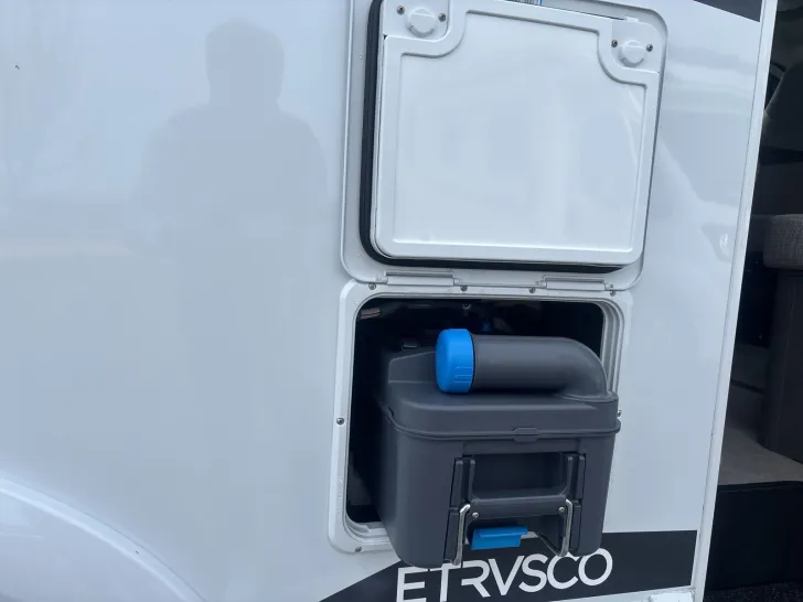 Fahrzeugbild Etrusco T 6900 SB SOLAR+MARKISE+AUTOM+FAHRRADTRÃGER #32