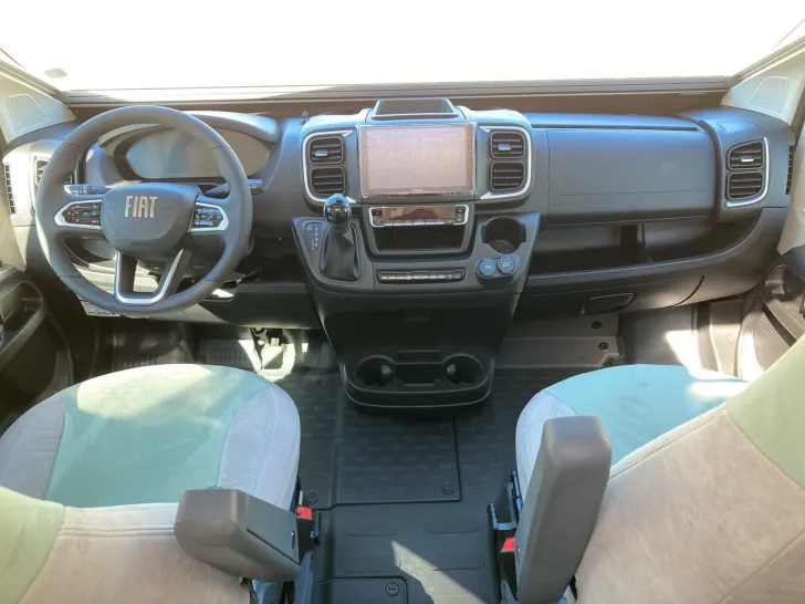 Fahrzeugbild Karmann Mobil DAVIS LIFESTYLE 600 Skyroof + Markise + MDJ 2026 #10