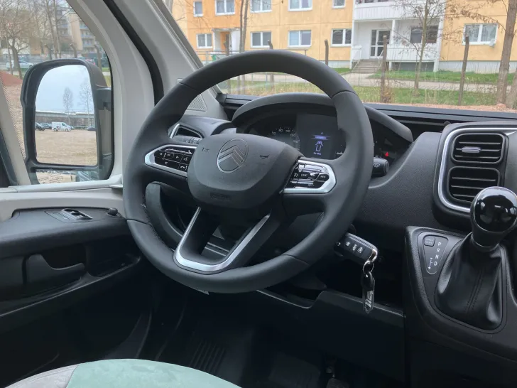 Fahrzeugbild Karmann Mobil DAVIS 540 Trendstyle RÃŒckfahrkamera + Markise #11