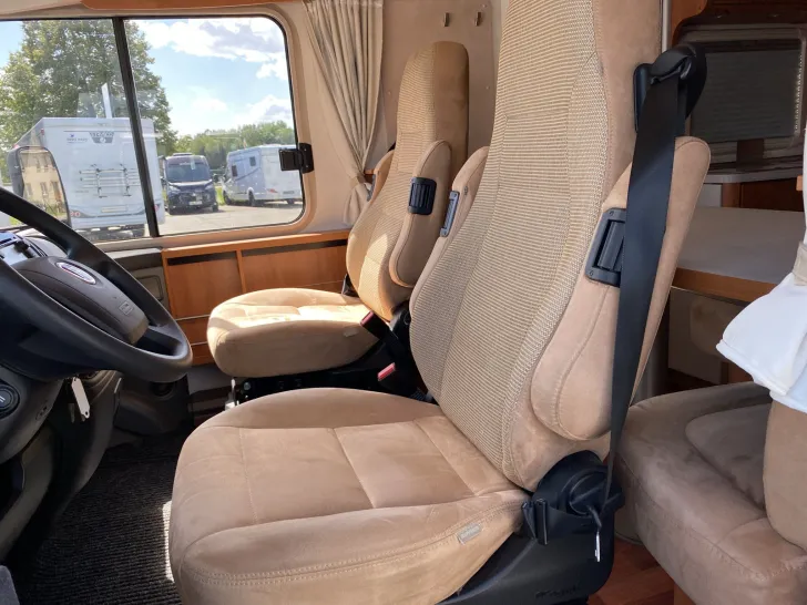 Fahrzeugbild Hymer Exsis i 524 SEHR GEPFLEGT+MOFA HALTERUNG #9