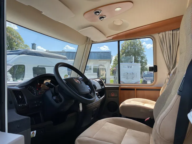 Fahrzeugbild Hymer Exsis i 524 SEHR GEPFLEGT+MOFA HALTERUNG #20