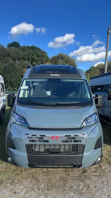 Frontal Vorne Hobby PRESTIGE Van 640 ET First Edition 180 PS / Automatik