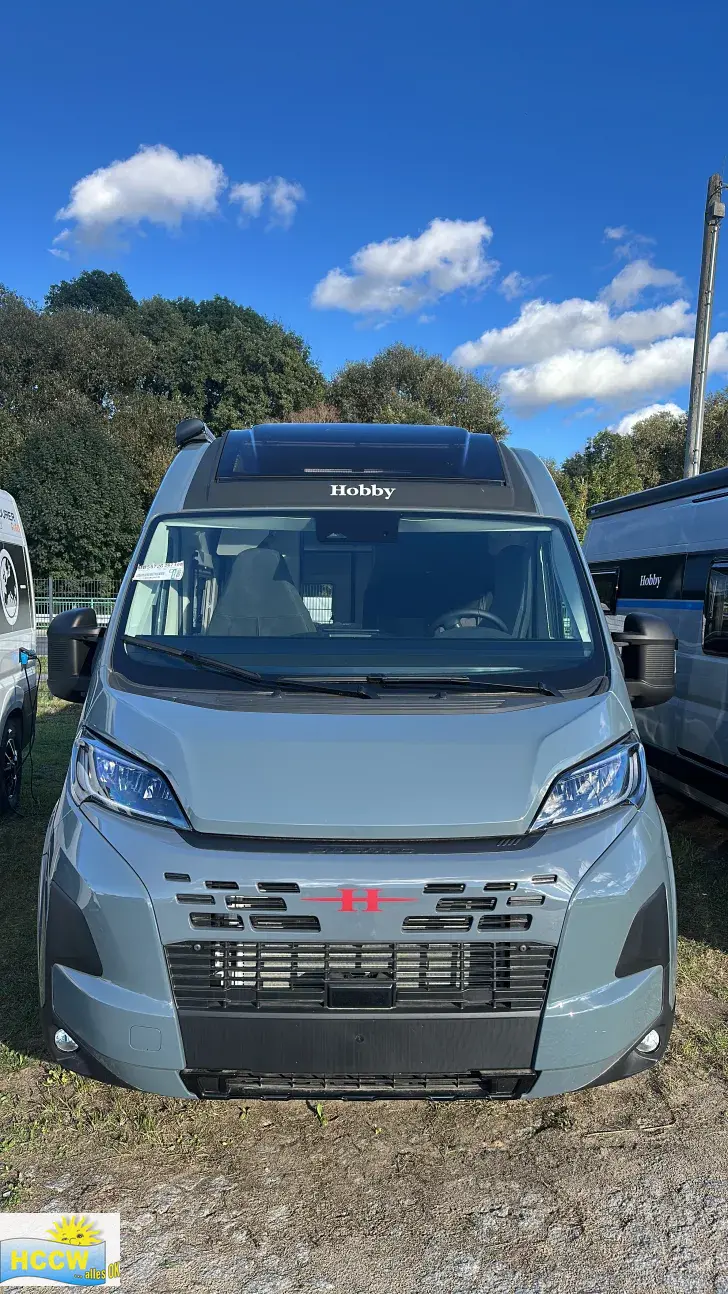 Frontal Vorne Hobby PRESTIGE Van 640 ET First Edition 180 PS / Automatik