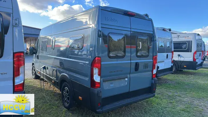Frontal Hinten Hobby PRESTIGE Van 640 ET First Edition 180 PS / Automatik