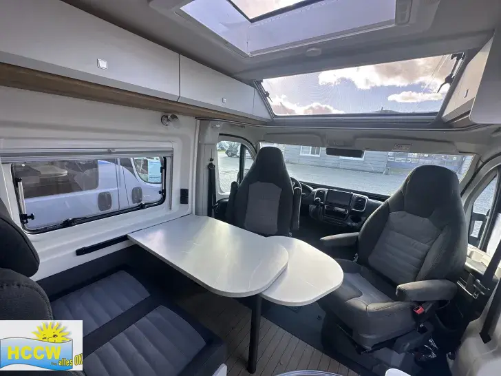 Weitere Sitzgruppe Hobby PRESTIGE Van 640 ET First Edition 180 PS / Automatik
