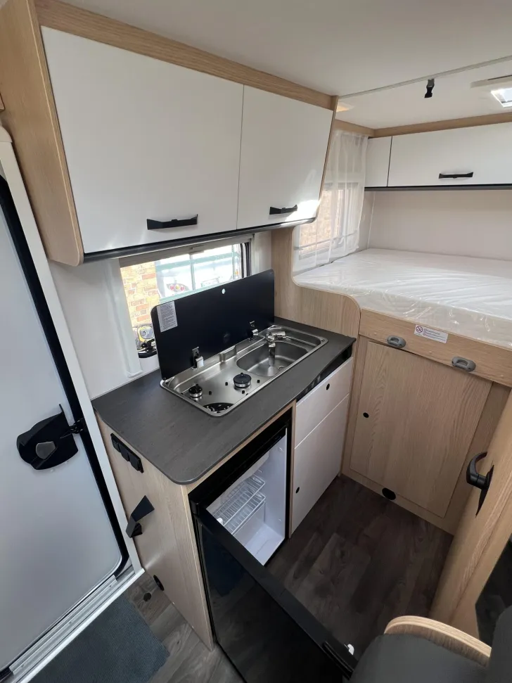 Fahrzeugbild Sunlight Adventure V 60 *Markise*90 L Diesel* Adventure* #13