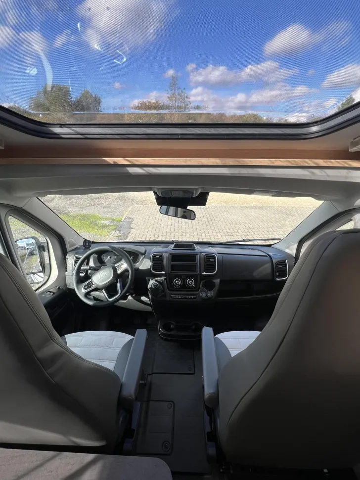 Fahrzeugbild Sunlight Adventure V 60 *Markise*90 L Diesel* Adventure* #11