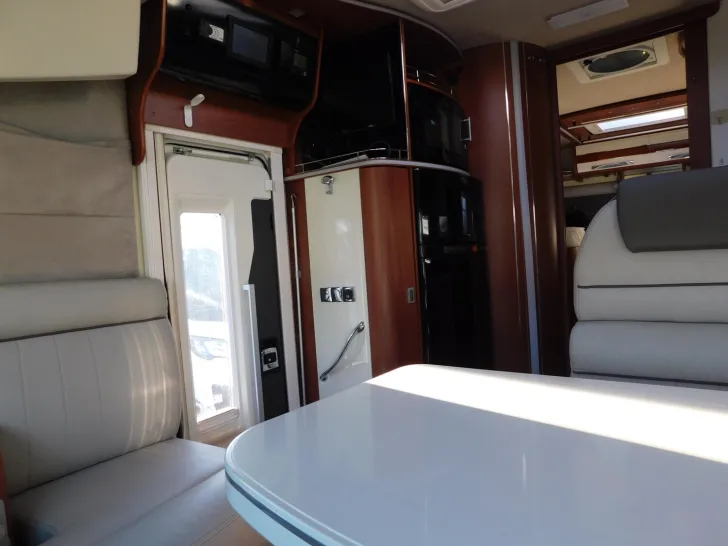 Fahrzeugbild Mobilvetta K-Yacht 85 Tekno Line AHK+Markise+Maxxfan+SAT+TV #6