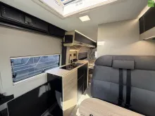 Fahrzeugbild Challenger Van Sport Edition V217 Arctic Solar Safety 2027 #11