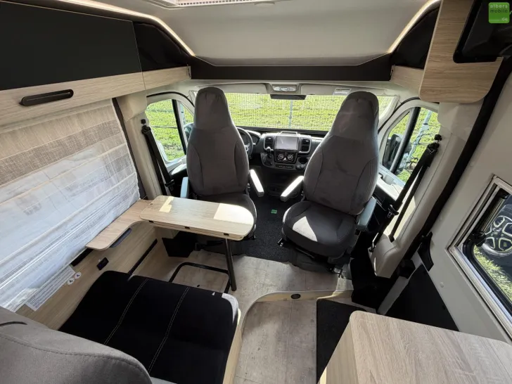 Fahrzeugbild Challenger Van Sport Edition V217 Arctic Solar Safety 2027 #27