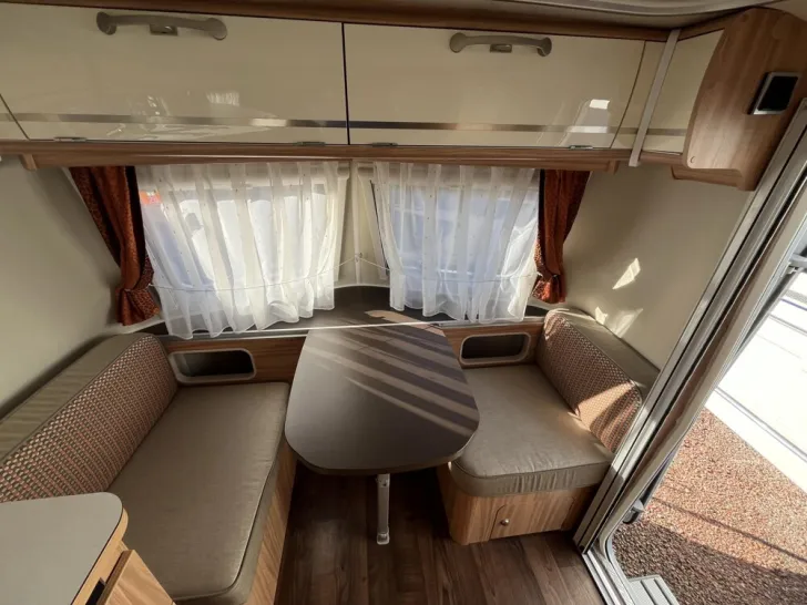 Fahrzeugbild Hymer Eriba Touring Familia 310 Silver #7