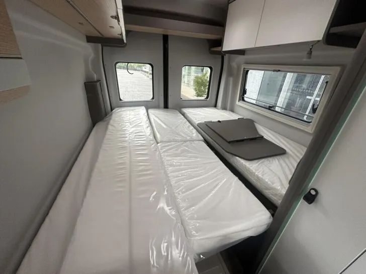 Fahrzeugbild LMC Innovan Ford 592 #15